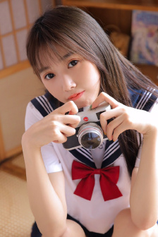 体育老师在单杠我一节课