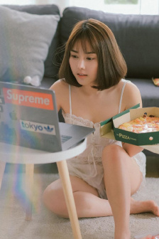 成本人H动漫无码